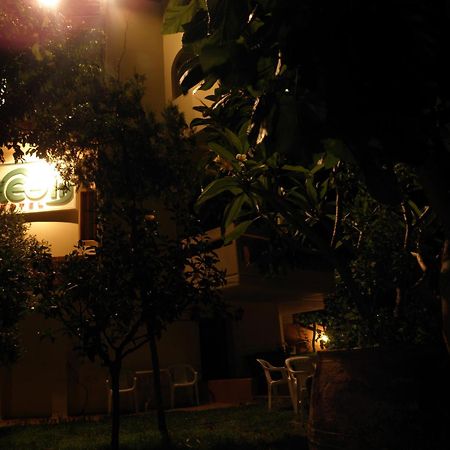 Megim Hotel ปาไลโอโกรา ภายนอก รูปภาพ